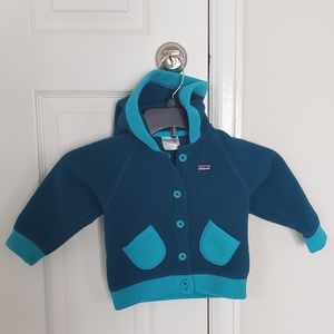 Patagonia pointy hood coat 12-18 months